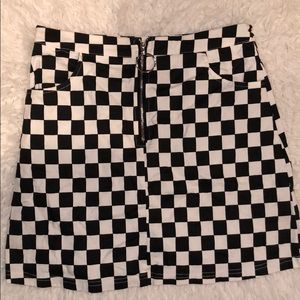 Checkered zip up skirt